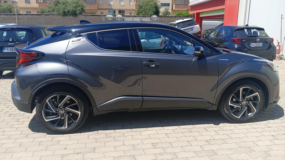Toyota C-HR 2.0 Hybrid E-CVT 195CV Style